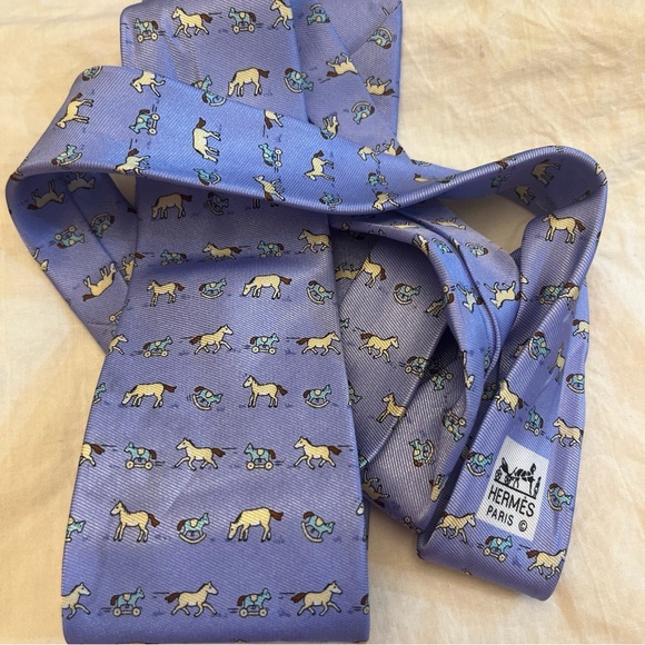 Hermes men’s tie horse print - Picture 3 of 5